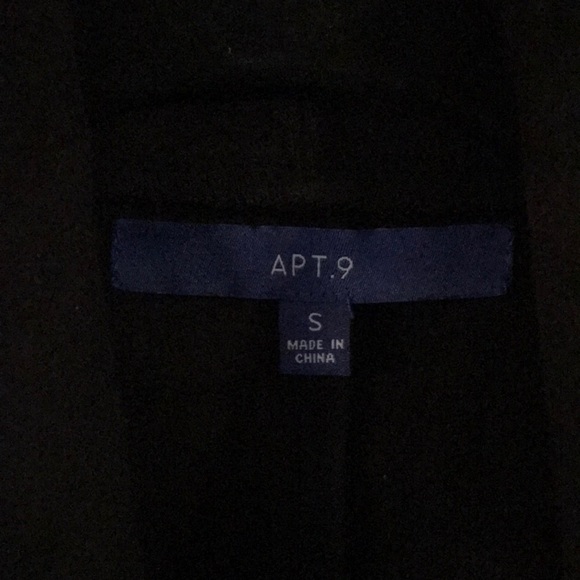 Jacket - Picture 2 of 4